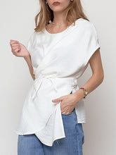 Cargar imagen en el visor de la galería, Blusa cintura lazada blanca