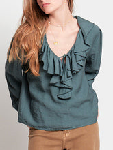 Cargar imagen en el visor de la galería, Blusa escote verde