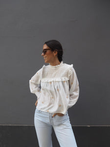 Blusa estrellas bordadas blanca