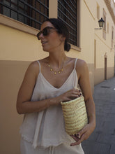 Cargar imagen en el visor de la galería, Bolso capazo palma natural artesano - Tamaño mediano 18 x 33 x 13cm