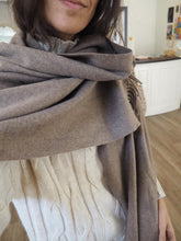 Cargar imagen en el visor de la galería, Bufanda lisa camel