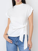 Cargar imagen en el visor de la galería, Camiseta lazada blanca