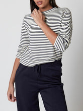Cargar imagen en el visor de la galería, Camiseta navy