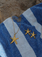 Cargar imagen en el visor de la galería, Pack: Collar + pendientes Carcavelos · baño oro