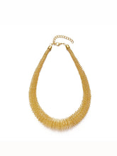 Cargar imagen en el visor de la galería, Collar espiral 45cm - Bronce baño oro 18k