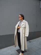 Cargar imagen en el visor de la galería, Gabardina vintage clásica - pieza única