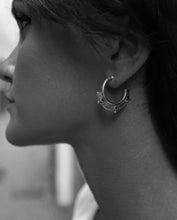 Cargar imagen en el visor de la galería, Pendientes aros TETUÁN - Plata vieja