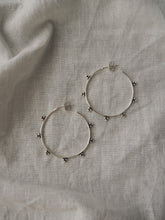 Cargar imagen en el visor de la galería, Pendientes India 008 - Edición limitada - Latón baño plata