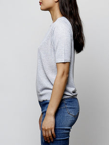 Jersey manga corta gris brillos