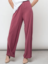 Cargar imagen en el visor de la galería, Pantalón modal granate
