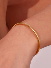 Cargar imagen en el visor de la galería, Pulsera esclava · Acero dorado 316L baño oro 18k