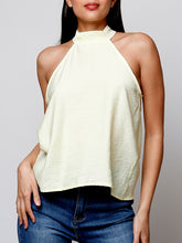 Cargar imagen en el visor de la galería, Top halter amarillo