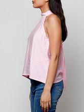 Cargar imagen en el visor de la galería, Top halter rosa
