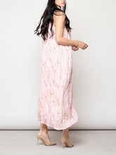 Cargar imagen en el visor de la galería, Vestido largo flores cuello halter rosa