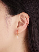 Cargar imagen en el visor de la galería, Aro pincho circonitas 13mm - Plata 925 Baño oro 18K - par 25€ unidad 13€