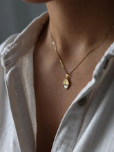 Cargar imagen en el visor de la galería, PACK: Collar + Pendientes aros 14mm bellotera - Plata baño oro 18k