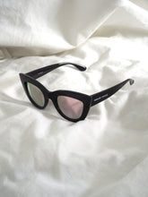 Cargar imagen en el visor de la galería, GAFAS LADY SUMMER