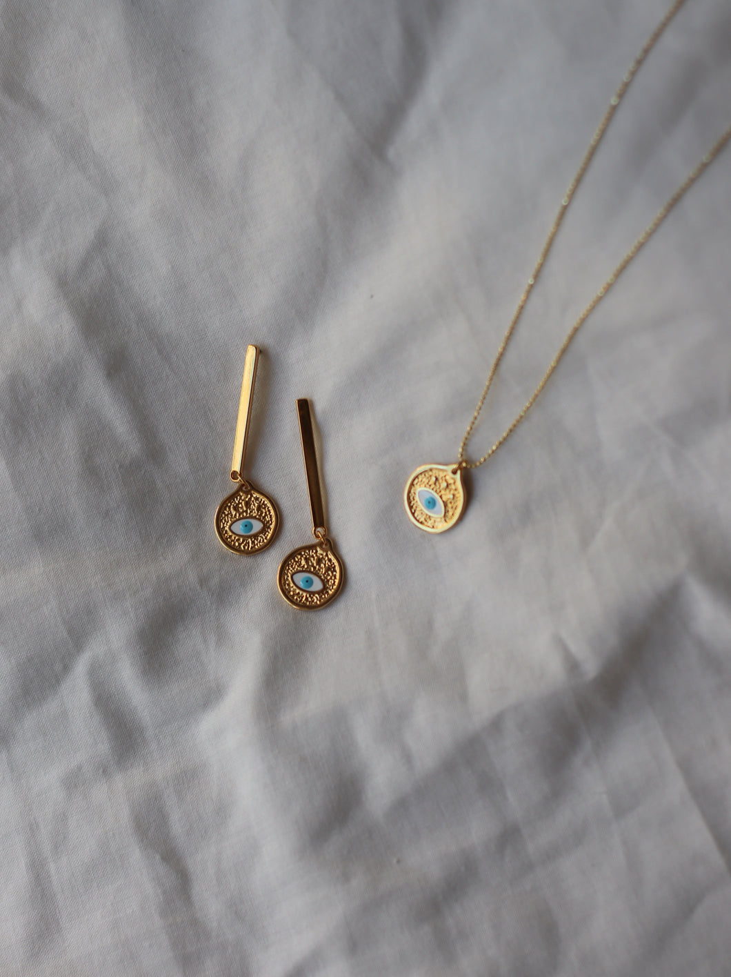 PACK: COLLAR + PENDIENTES BARRA CHENNAI - PLATA BAÑO ORO 24K