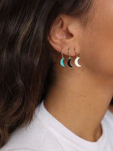 Cargar imagen en el visor de la galería, PENDIENTES ARO LUNA BLANCA - 11 mm - PLATA 925 BAÑO ORO 24K - par 30€ unidad 15,50€