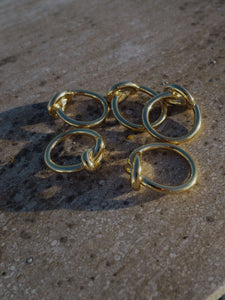 Anillo Miranda - acero dorado baño oro 24K