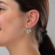 Cargar imagen en el visor de la galería, PENDIENTES ARO LUNA BLANCA - 11 mm - PLATA 925 BAÑO ORO 24K - par 30€ unidad 15,50€