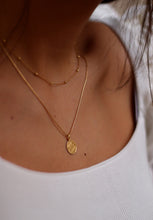 Cargar imagen en el visor de la galería, Combo = Collar moneda San Jorge + Cadena bolitas • Plata 925 baño oro 18K