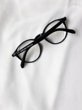 Cargar imagen en el visor de la galería, GAFAS FILTRO AZUL BLACK - UNISEX