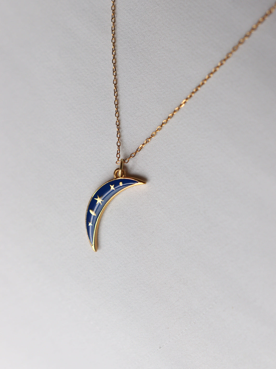 Collar CHAOUEN (una luna) - Plata 925 baño oro 18K