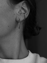 Cargar imagen en el visor de la galería, Pendientes GEOMETRIC 001 - Plata vieja - par 22€ unidad 11,50€