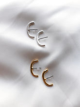 Cargar imagen en el visor de la galería, Pendientes GEOMETRIC 001 - Plata vieja - par 22€ unidad 11,50€