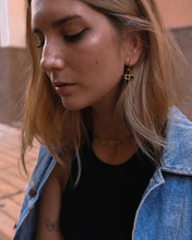 Cargar imagen en el visor de la galería, Pendientes aro 14mm JABA - Plata 925 baño oro 18k - par 30€