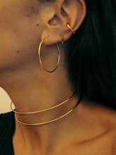 Cargar imagen en el visor de la galería, Pendientes aro 40mm - Plata 925 baño oro 18k - par 29€ unidad 15€