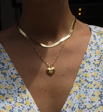 Cargar imagen en el visor de la galería, Collar Magic (ancho 5mm) • Acero dorado 316L baño oro 18k