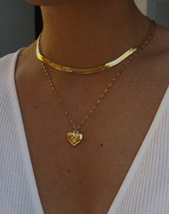 Collar Victoria - Acero dorado 316L baño oro 18k