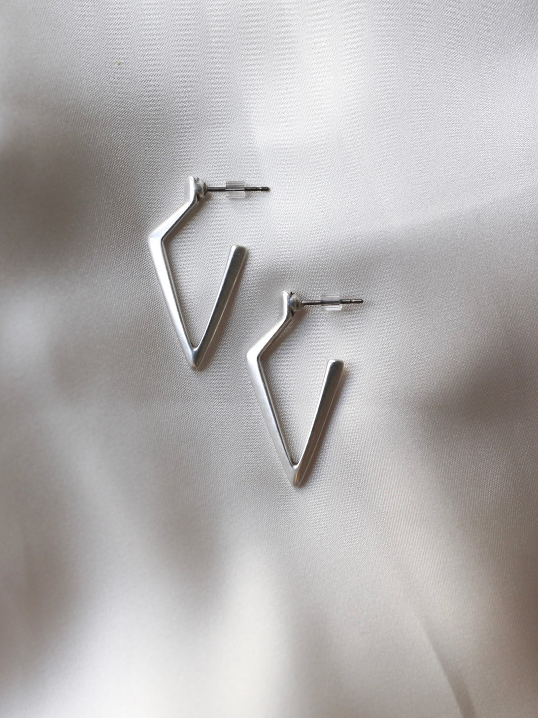 PENDIENTES GEOMETRIC 002 - PLATA VIEJA - par 25€ unidad 13€