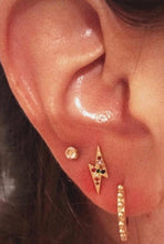Cargar imagen en el visor de la galería, PENDIENTES CIRCONITA 3mm PLATA 925 - par 15€ unidad 8€