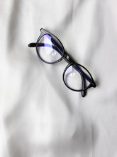 Cargar imagen en el visor de la galería, GAFAS FILTRO AZUL BLACK - UNISEX