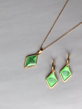 Cargar imagen en el visor de la galería, PACK ARCILA: collar + aros - plata baño oro 24K