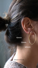 Cargar imagen en el visor de la galería, Pendientes aro 10mm - plata 925 baño oro 18K - par 10€ unidad 5,5€