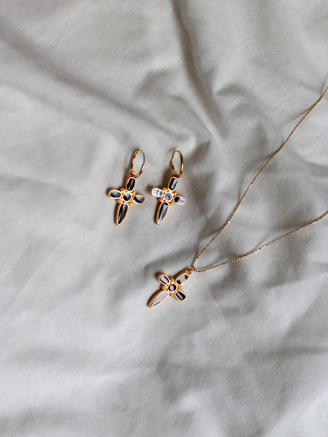 Pack: Collar + Pendientes aro JABA - Plata 925 baño oro 18k