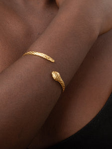 PULSERA SERPIENTE - ACERO DORADO BAÑO ORO 18K