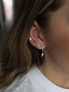 Pendiente circonita rubí - Plata 925 - 19€ par 10 und.